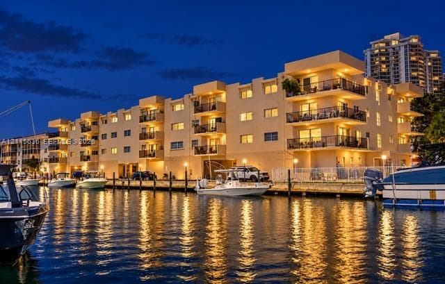 3860 170th St #310, North Miami Beach, 33160